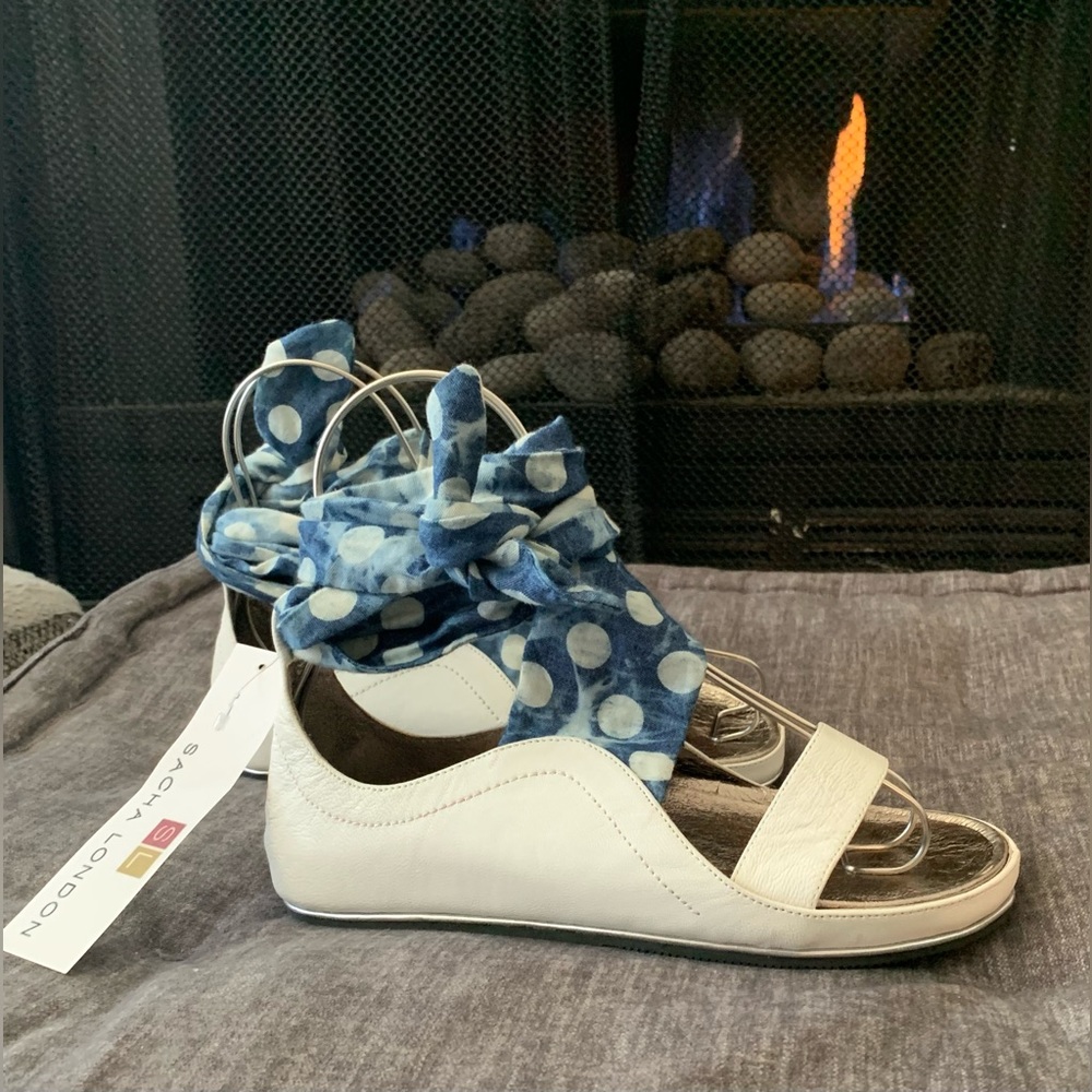 🆕 Sacha London Sz 6.5 White Leather sandals with Polkadot Ankle Ties